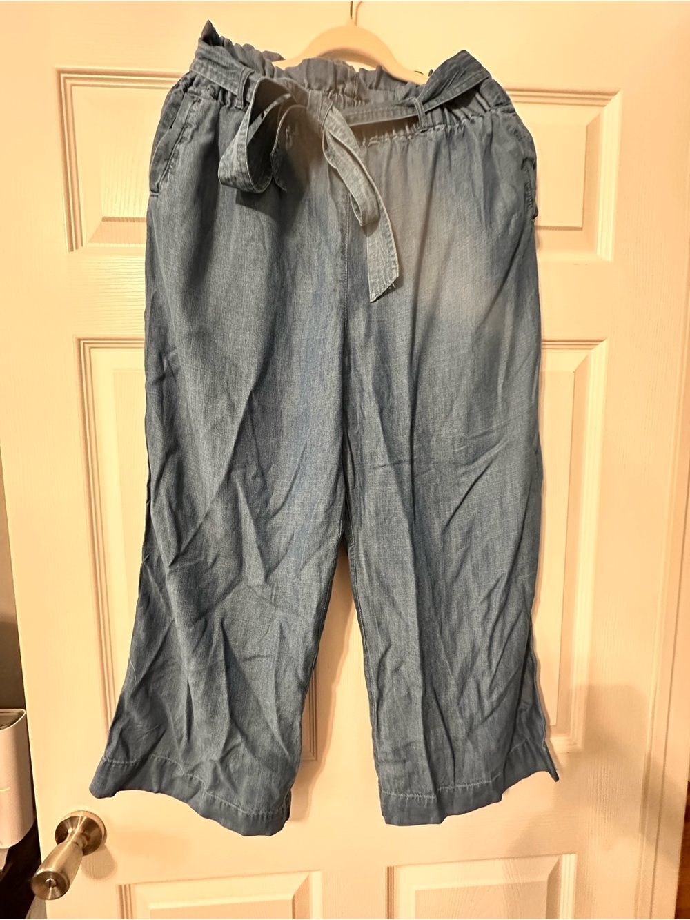 Chelsea & Theodore Light Blue Paperbag Waist Tie-Front Cropped Pants